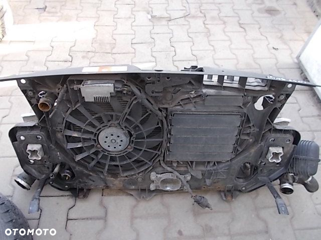 AUDI A6 C6 04r- 2.0 TDI PAS PRZEDNI CHŁODNICE - 2