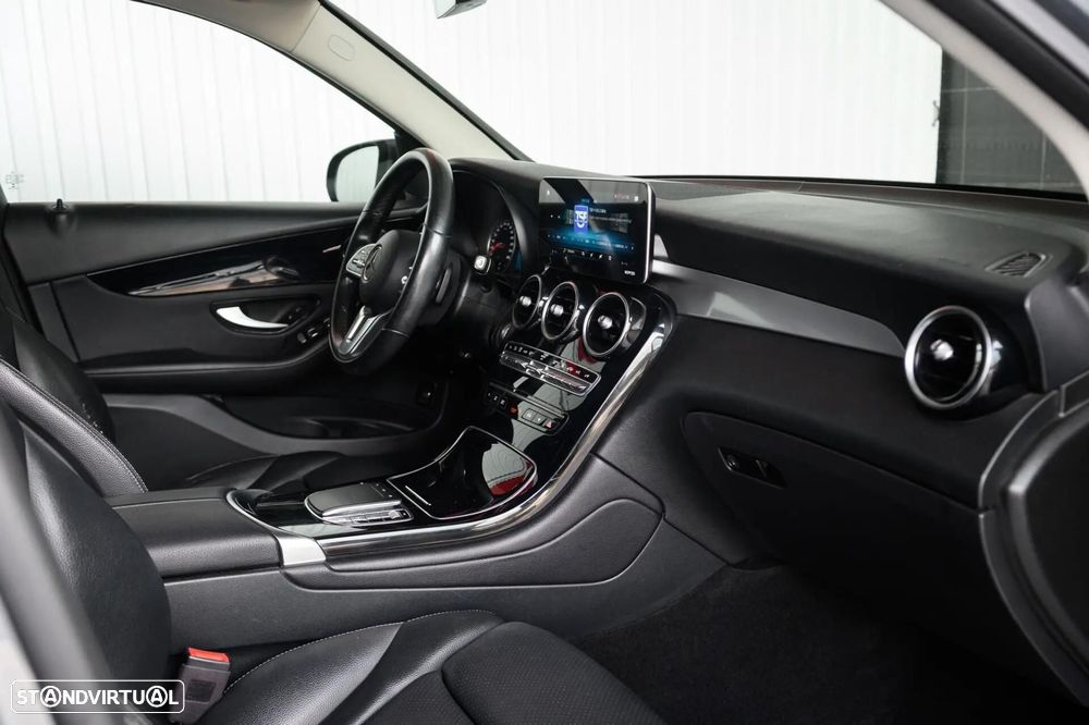 Mercedes-Benz GLC 300 - 23