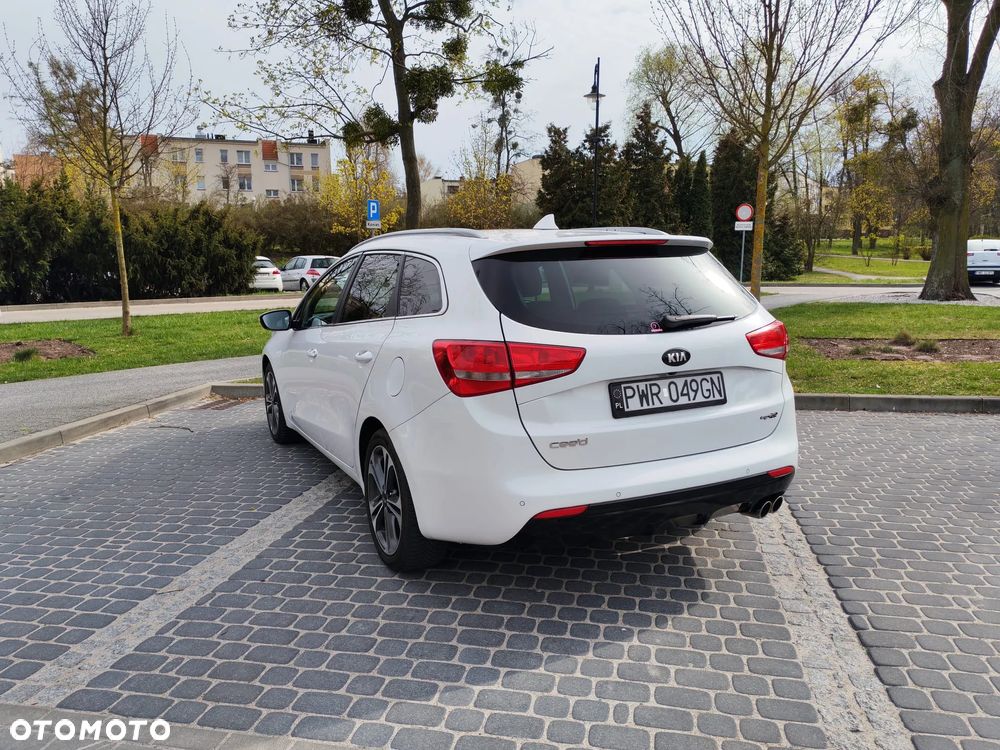 Kia Ceed 1.6 CRDi GT Line - 11