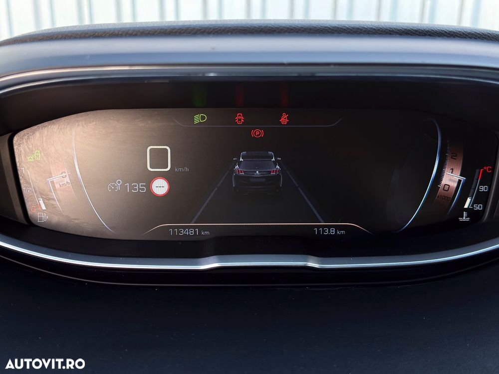 Peugeot 3008 1.2 PureTech Turbo S&S GT-Line - 16