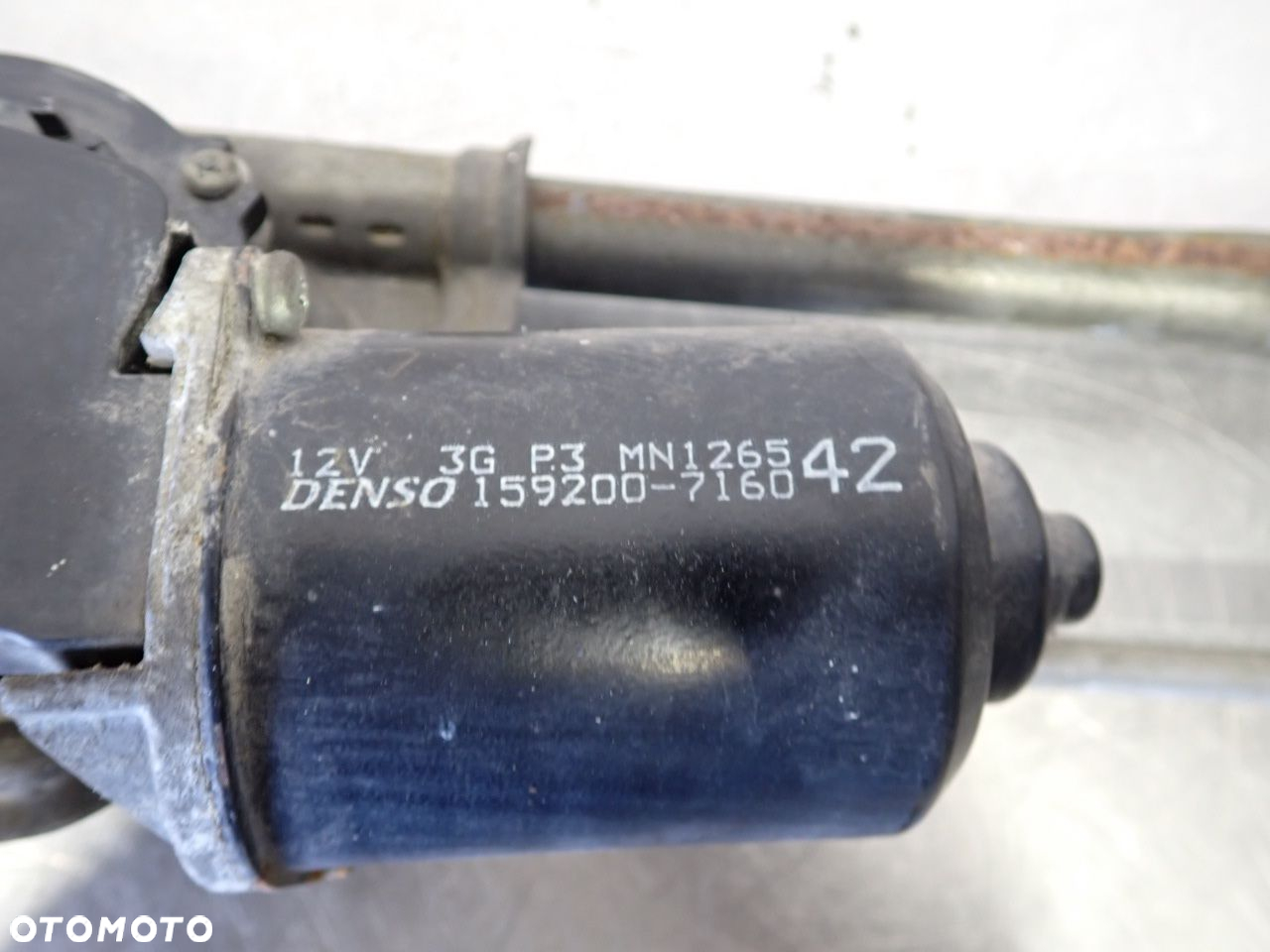 MECHANIZM WYCIERACZEK PRZÓD MITSUBISHI OUTLANDER  1590200-7160 - 9