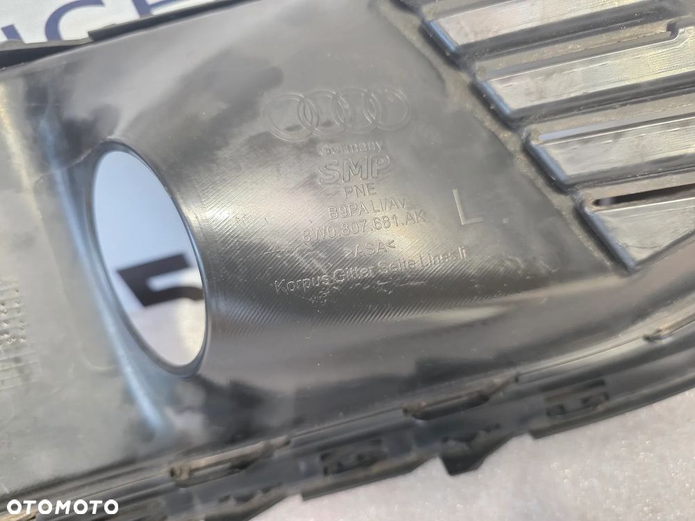 AUDI A4 B9 LIFT 19- 8W0 LEWA / PRAWA KRATKA BOCZNA ZDERZAKA PRZEDNIEGO PRZÓD NR 8W0807682AK / 8W0807682AK NR AUKCJI KB21 - 11
