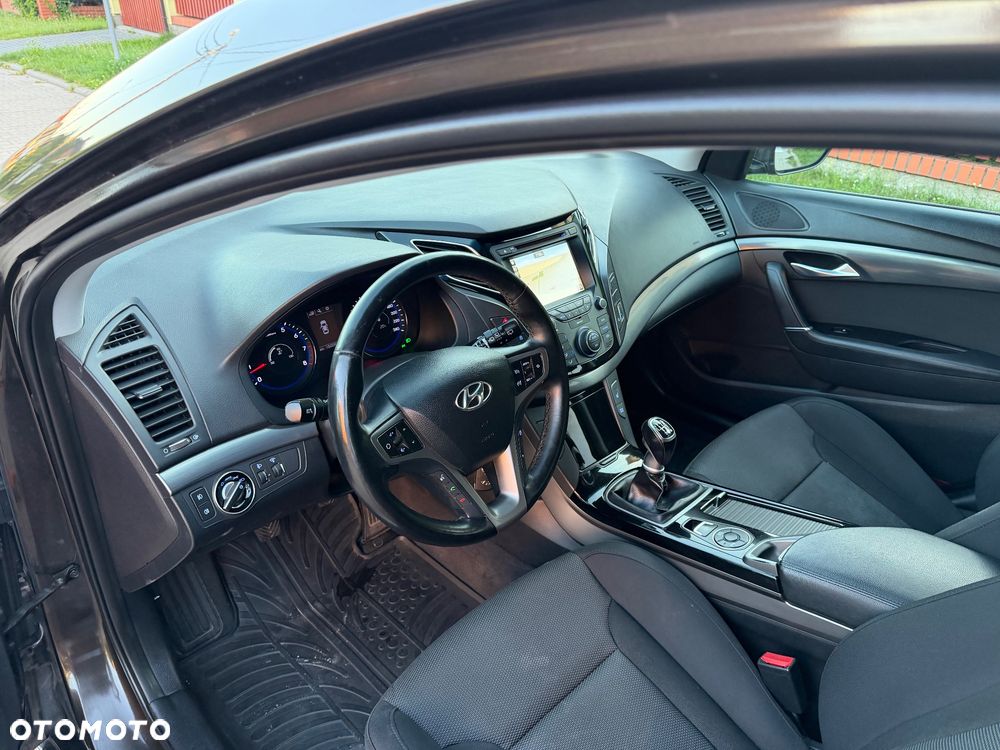 Hyundai i40 i40cw 1.6 Fifa World Cup Edition - 29