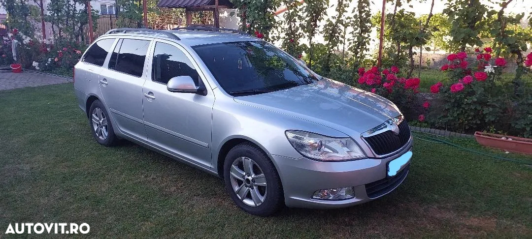 Skoda Octavia 1.6 TDI DPF GreenLine - 2
