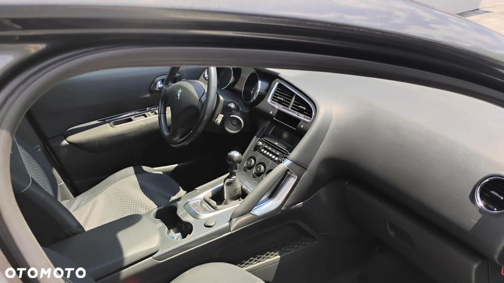 Peugeot 3008 - 14