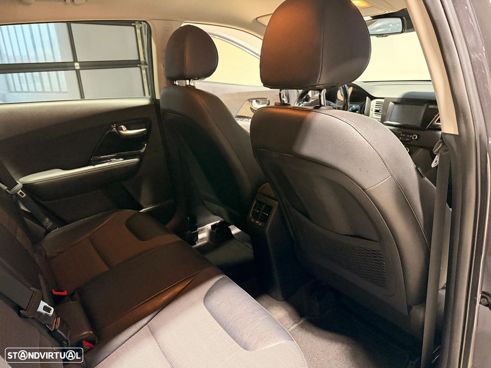 Kia Niro 1.6 GDi HEV - 22