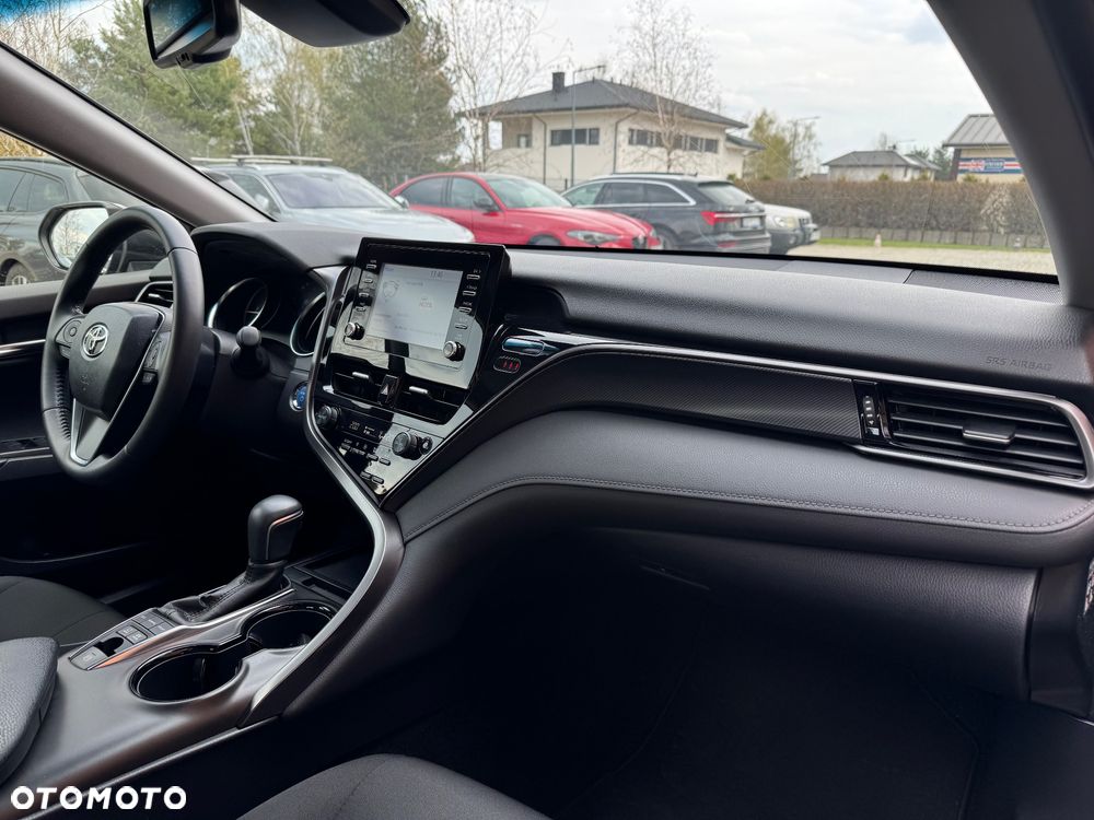 Toyota Camry 2.5 Hybrid Comfort CVT - 8