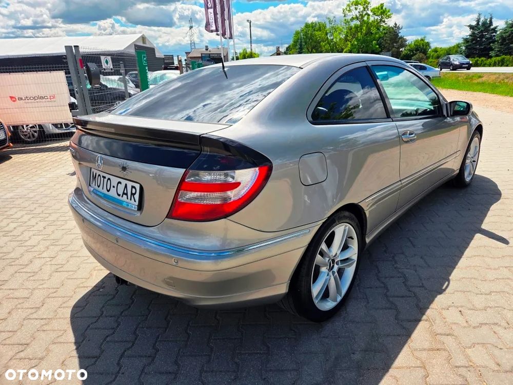 Mercedes-Benz Klasa C - 9