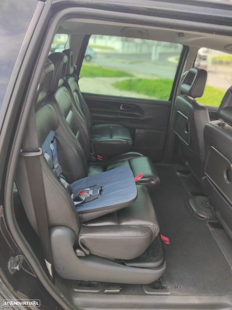 VW Sharan 2.0 TDI Confortline - 28