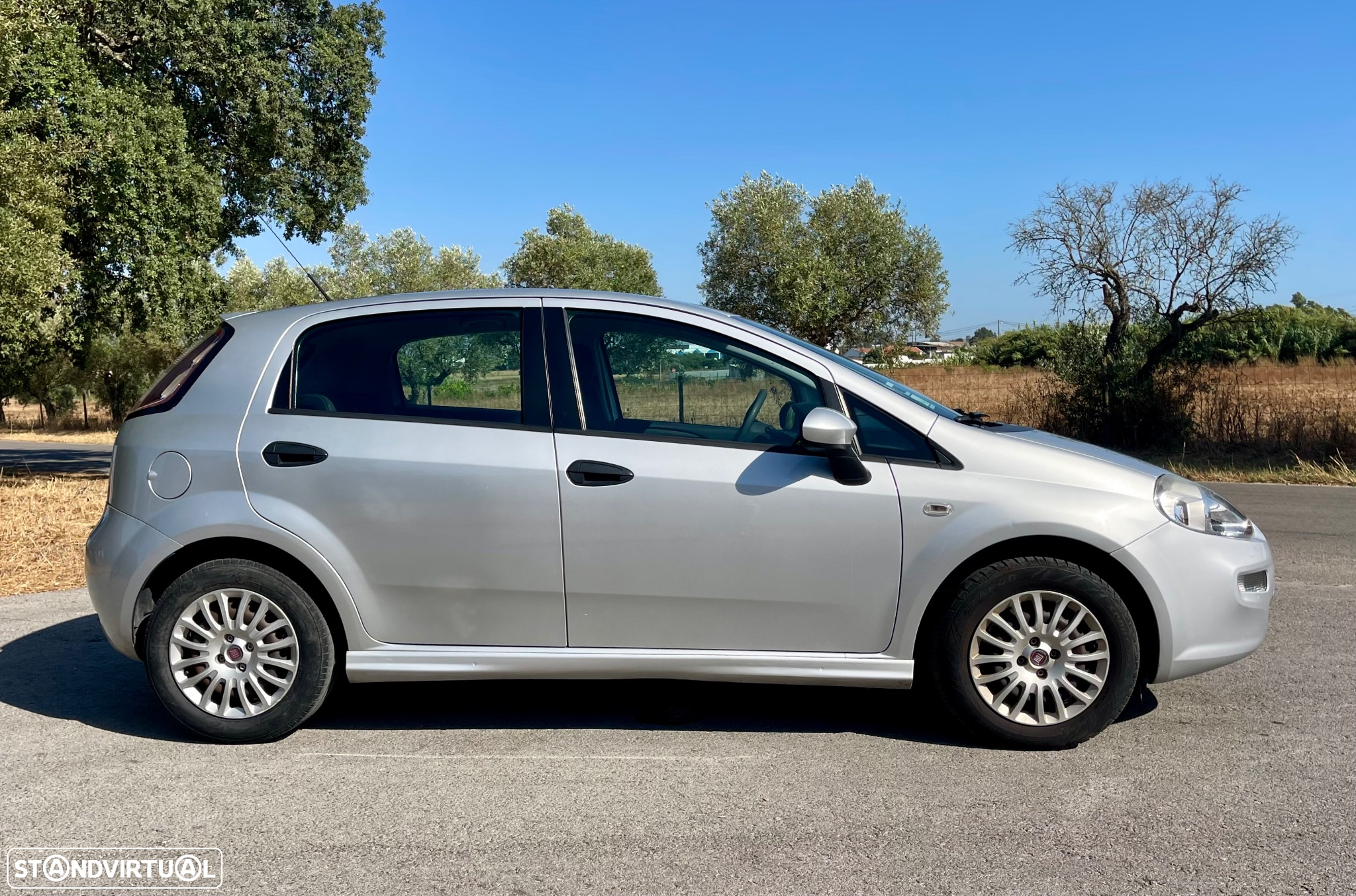 Fiat Punto 1.2 Lounge S&S - 4