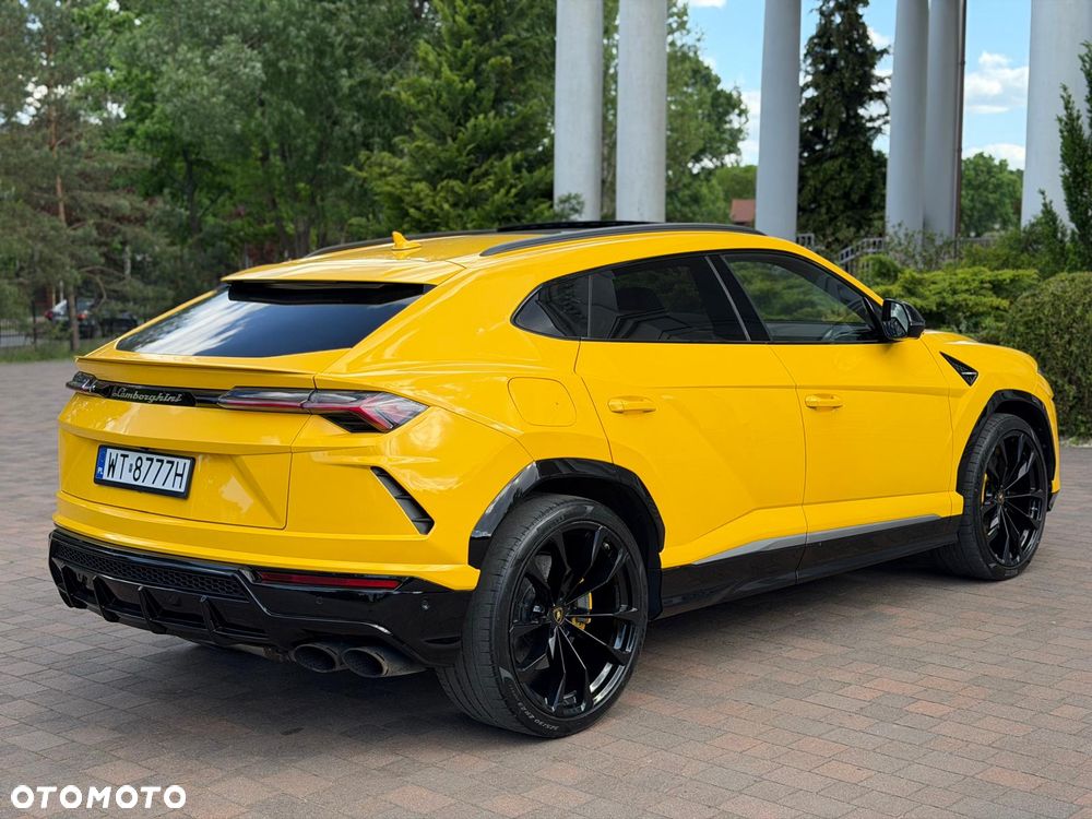 Lamborghini Urus Standard - 11