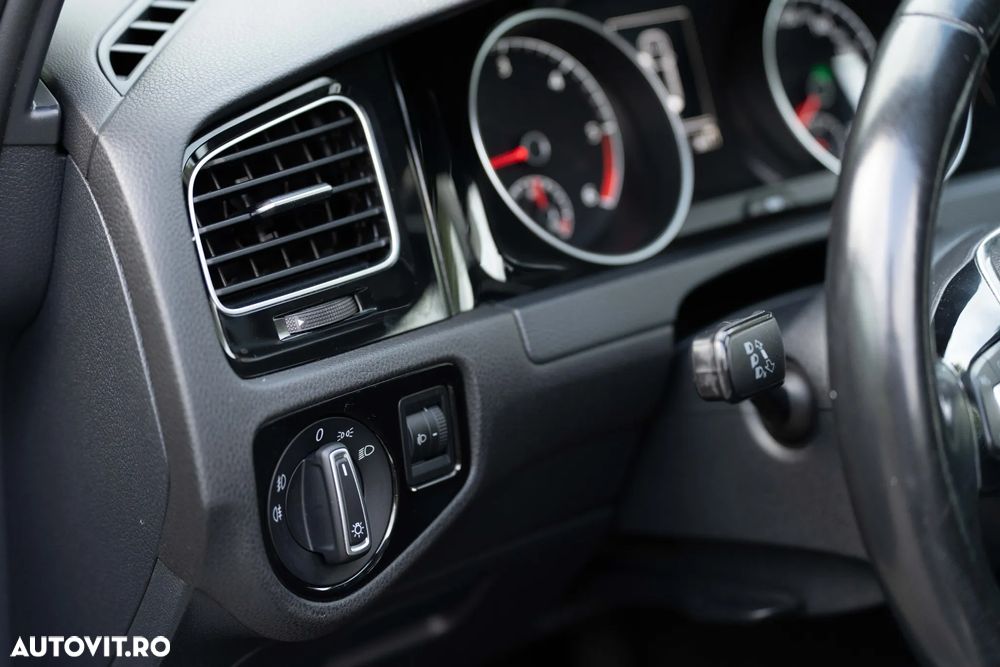 Volkswagen Golf 1.6 TDI DSG BMT Highline - 15