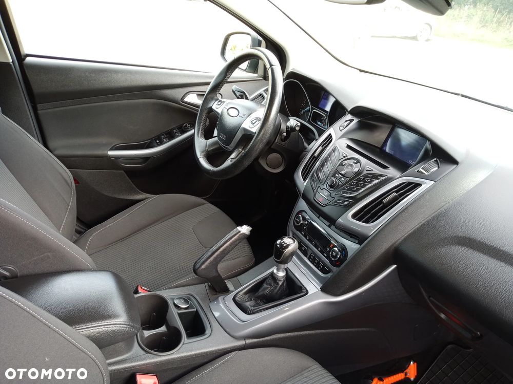 Ford Focus 1.6 TDCi Titanium ECOnetic - 12