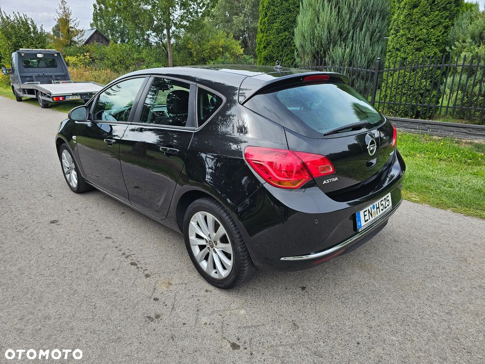 Opel Astra 1.4 ecoFLEX Start/Stop Active - 2
