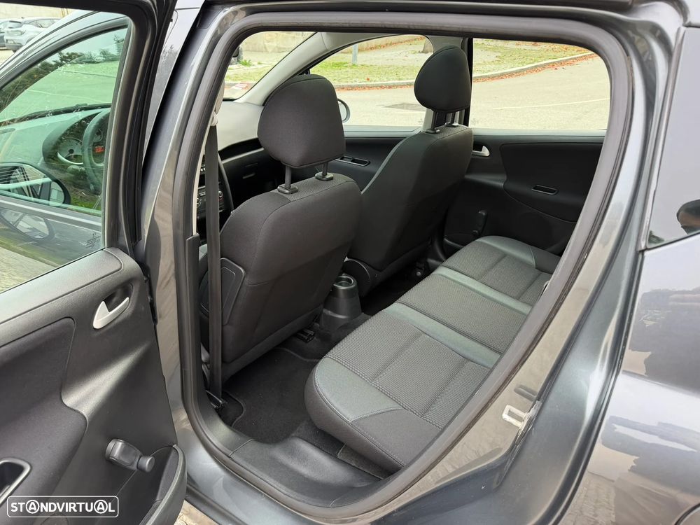 Peugeot 207 SW 1.4 Premium - 6