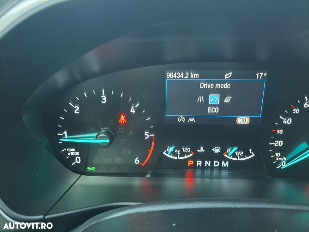 Ford Focus 1.5 EcoBlue Titanium - 39