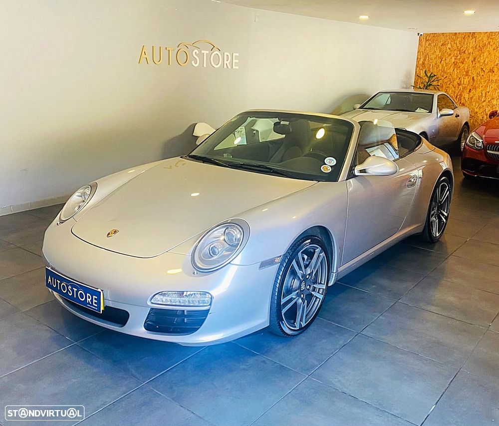 Porsche 911 Série F - 1