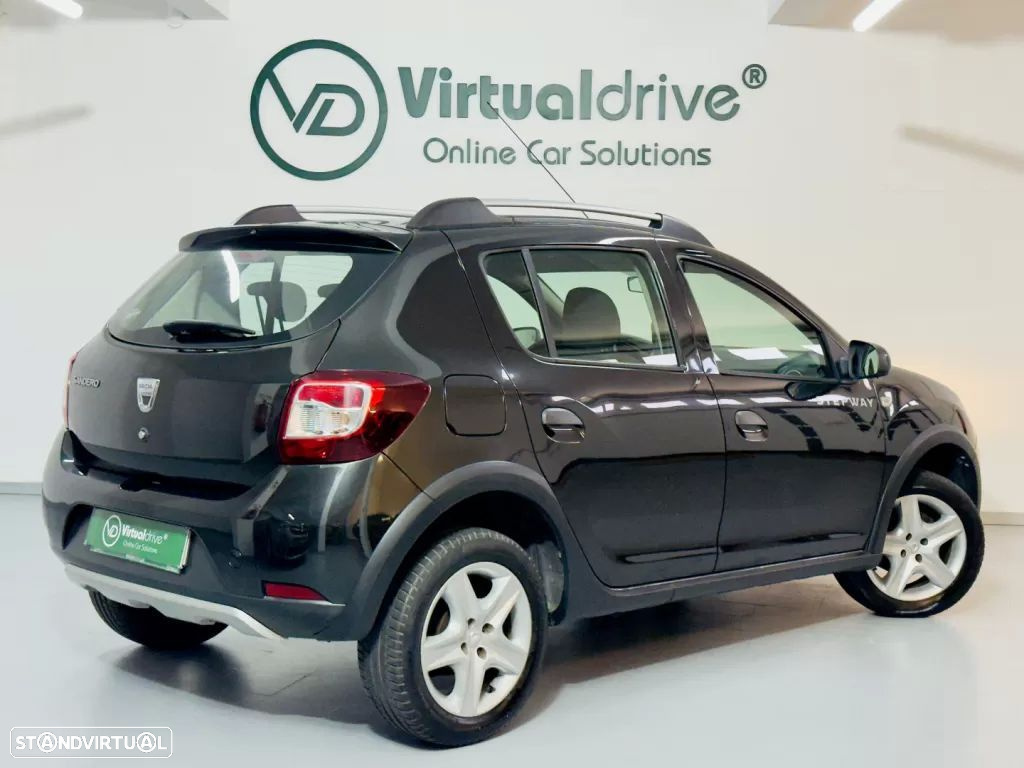 Dacia Sandero 1.5 dCi Stepway - 6