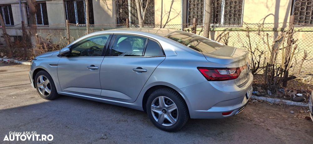 Renault Megane TCe 140 GPF EDC Techno - 12