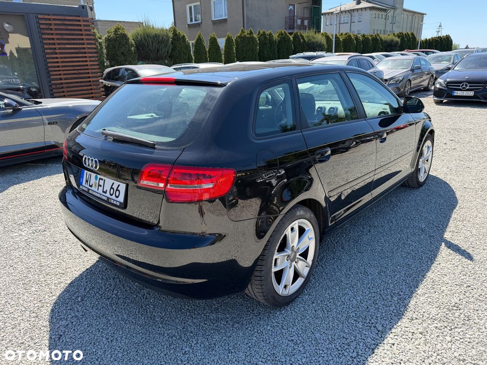 Audi A3 Sportback 1.6 Ambition - 19