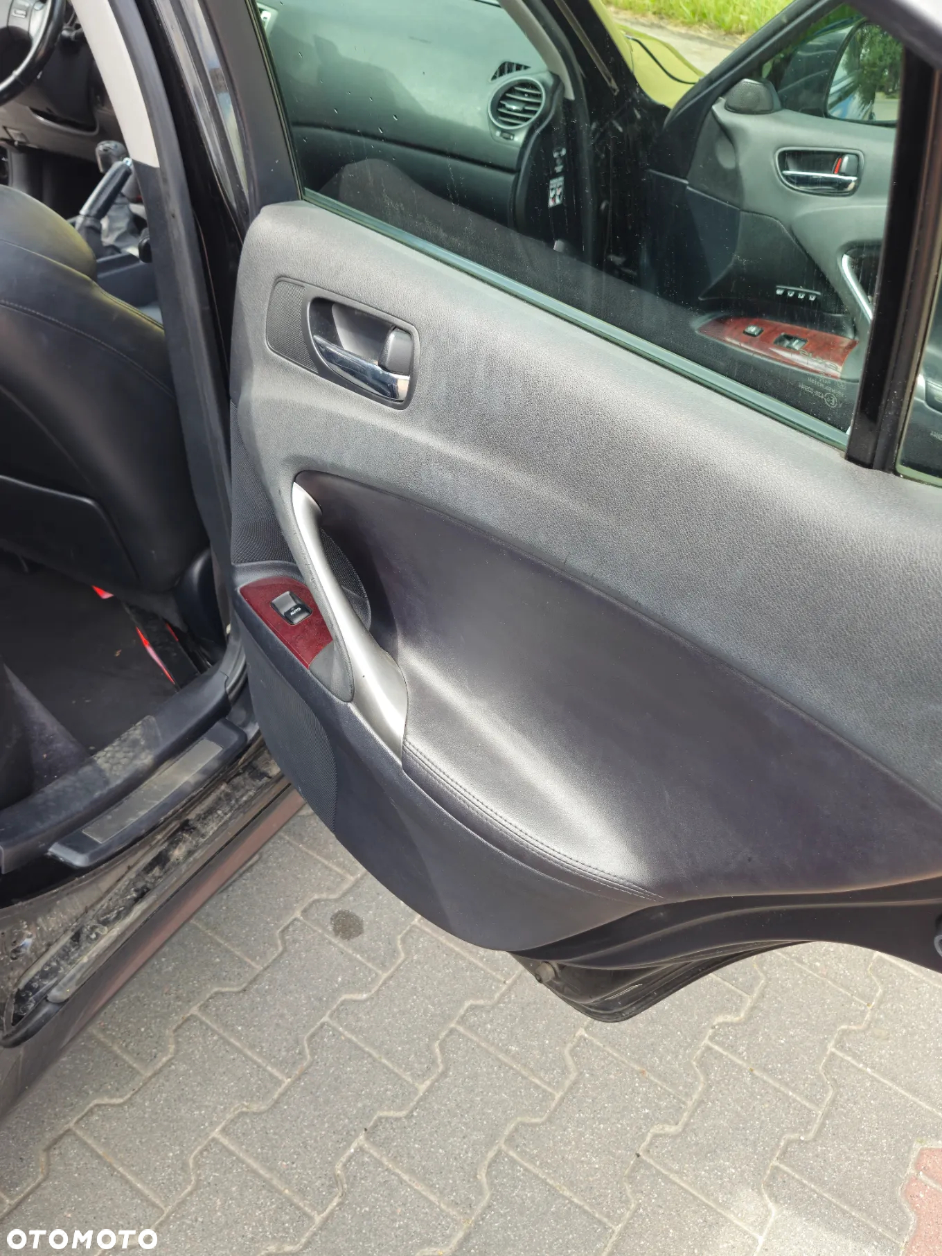 Lexus IS 220 D Prestige - 17