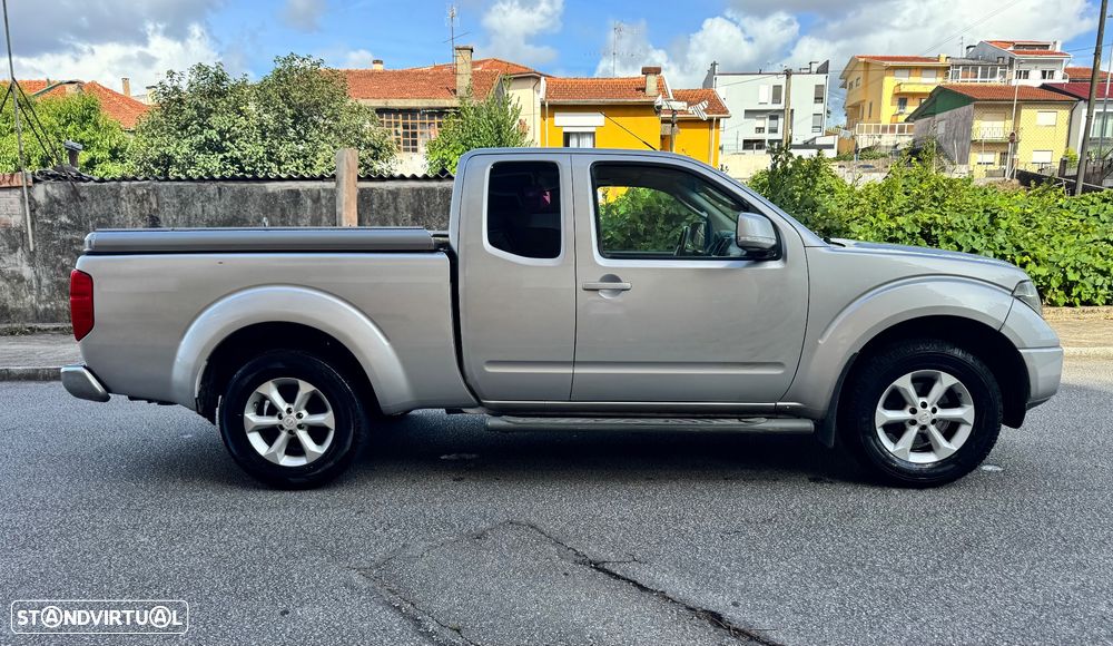 Nissan Navara 2.5 dCi CD LE Hi-Tech - 8