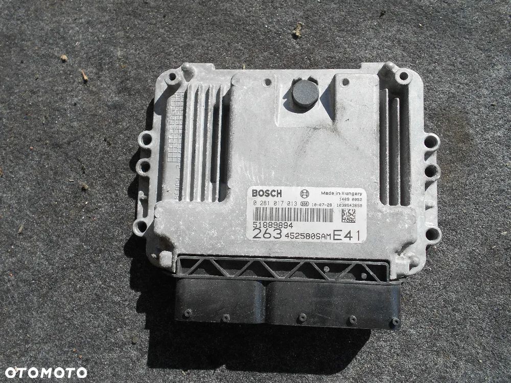 FIAT DOBLO II KOMPUTER STEROWNIK SILNIKA 51889894 0281017013