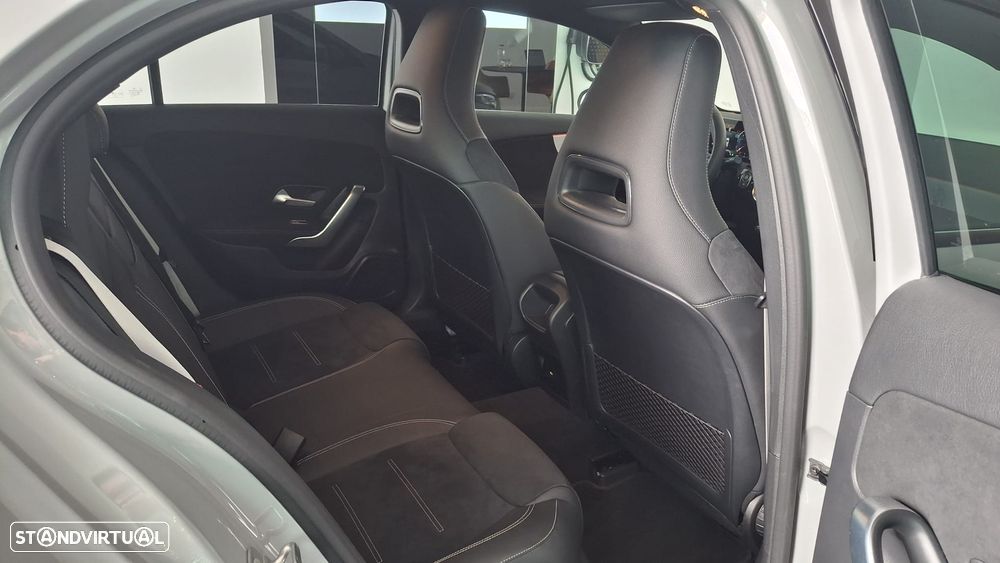 Mercedes-Benz A 180 d 8G-DCT Special Edition - 19