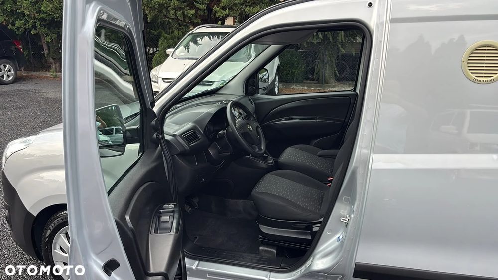 Opel Combo - 10