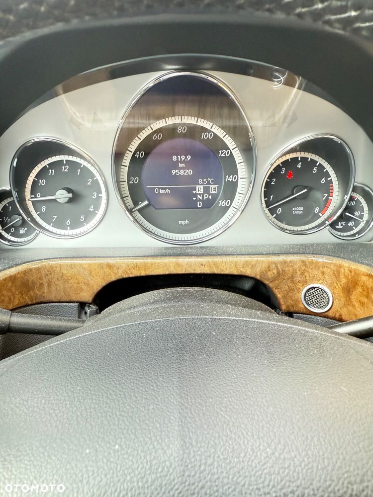 Mercedes-Benz Klasa E 350 4Matic 7G-TRONIC Avantgarde - 25