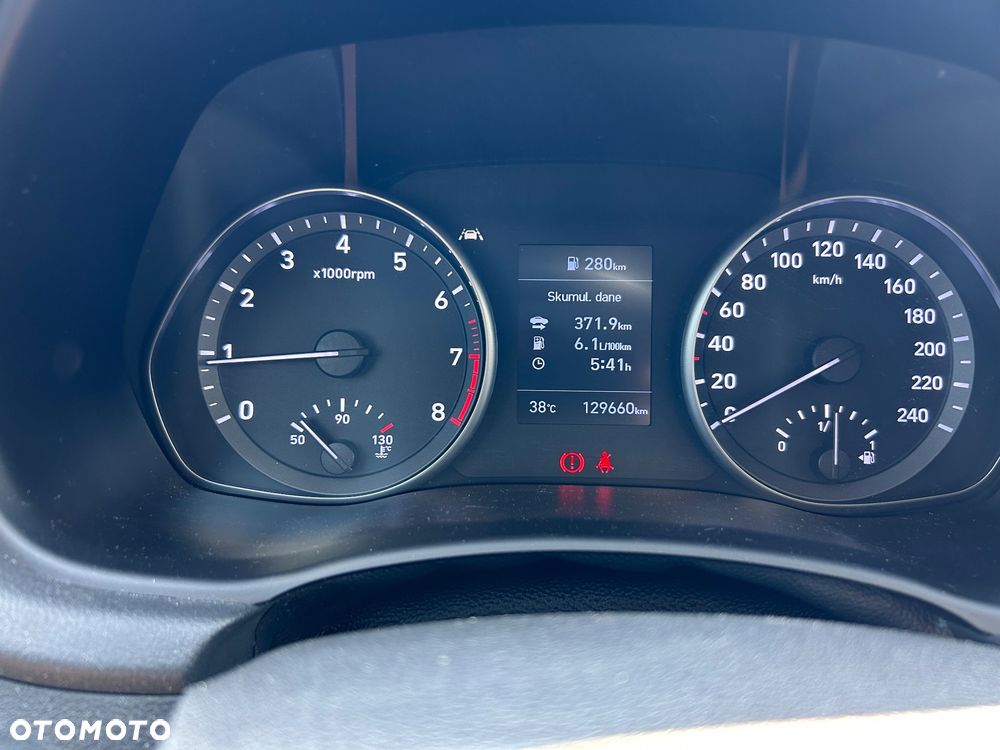 Hyundai i30 1.5 DPI Classic + - 12