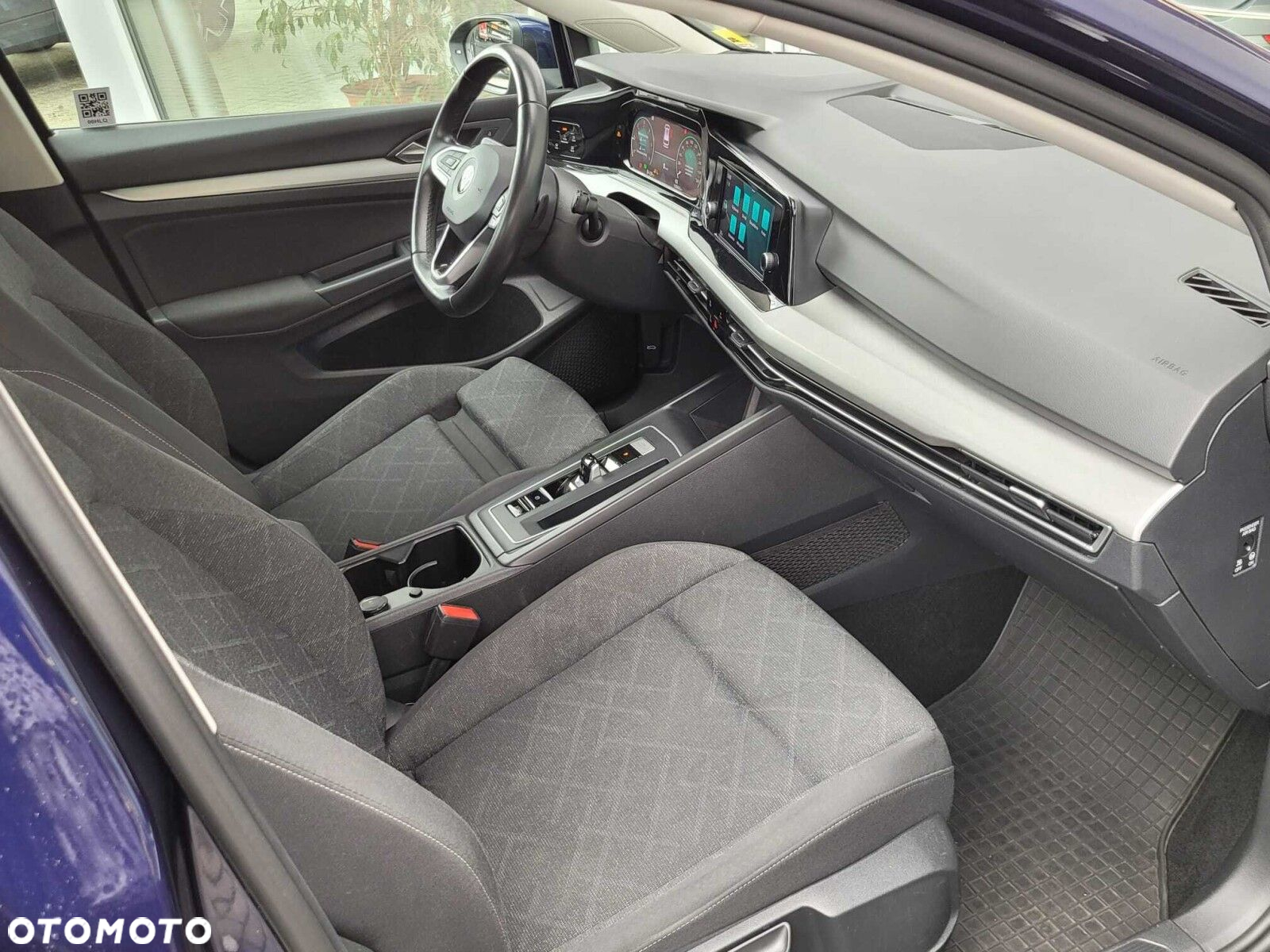 Volkswagen Golf VIII 2.0 TDI Life DSG - 8