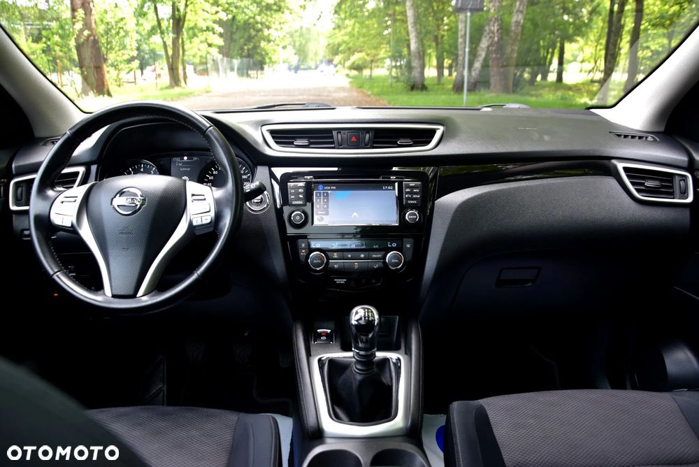 Nissan Qashqai 1.6 DIG-T N-Connecta - 20