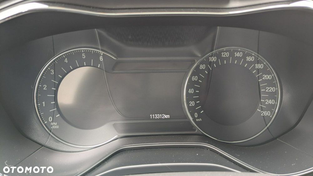 Ford Mondeo - 22