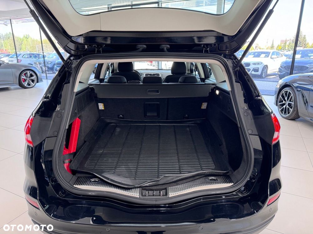 Ford Mondeo - 17