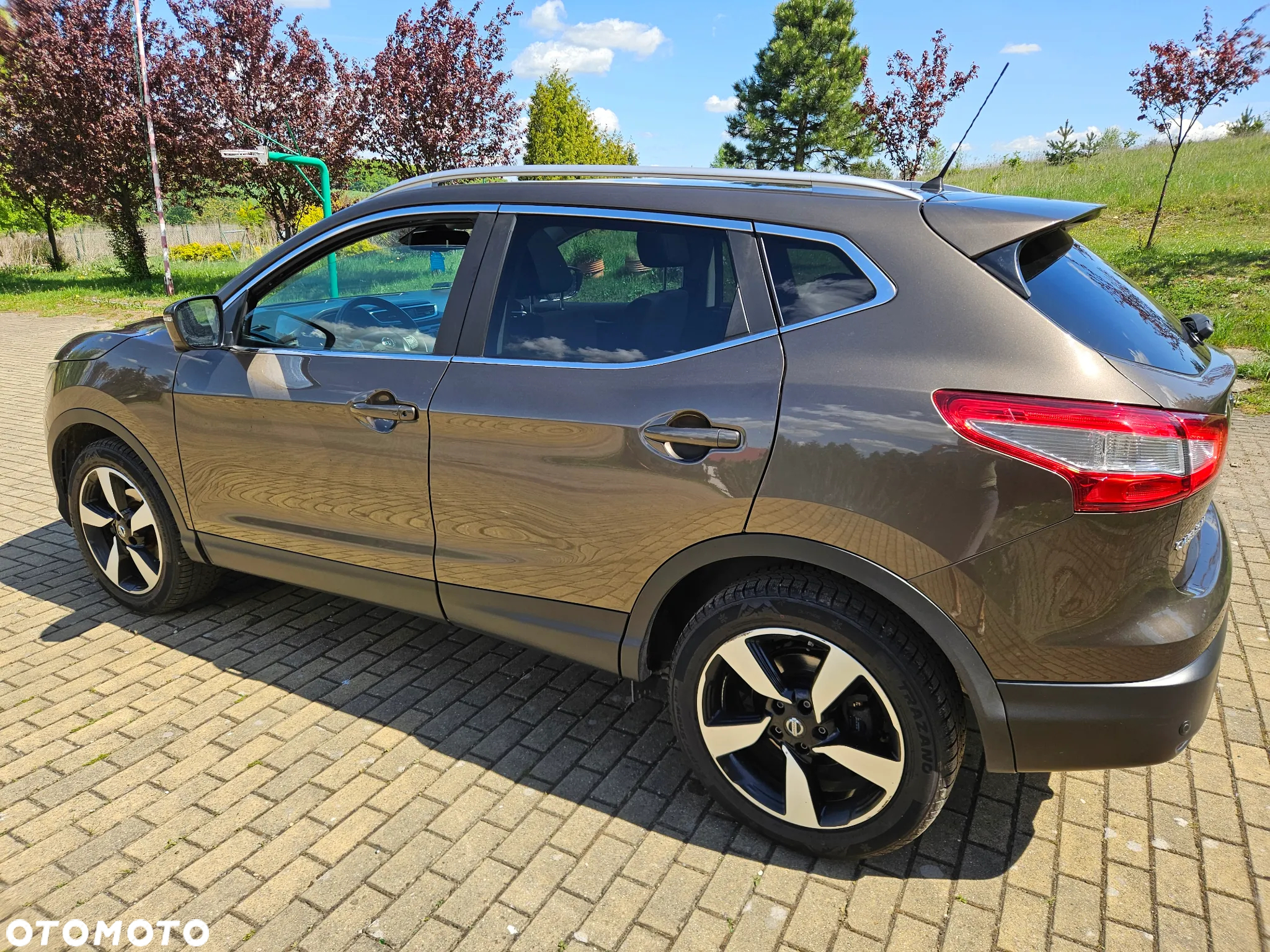 Nissan Qashqai 1.2 DIG-T N-Connecta EU6 - 11