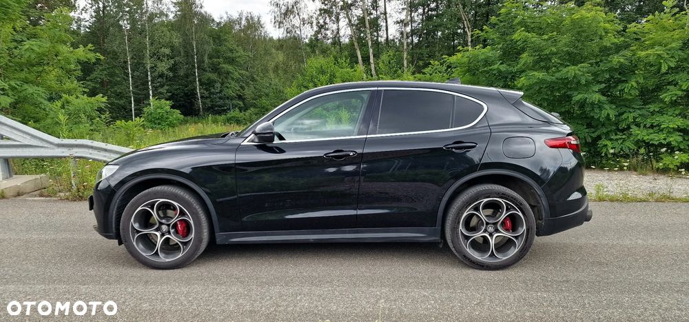 Alfa Romeo Stelvio 2.0 Turbo Veloce Q4 - 2