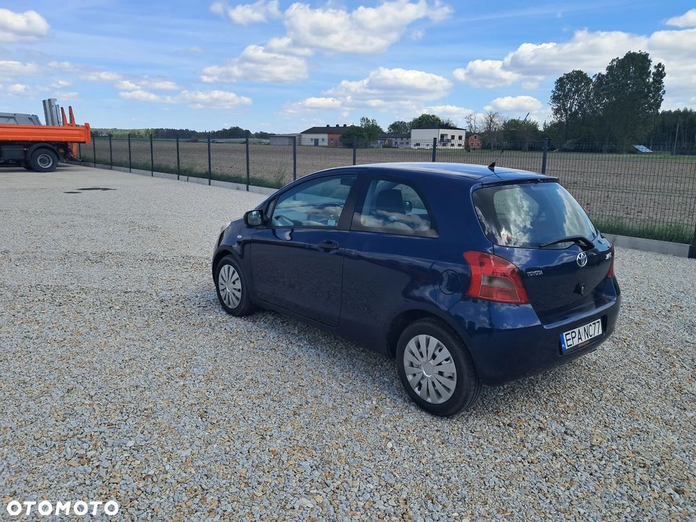 Toyota Yaris - 2