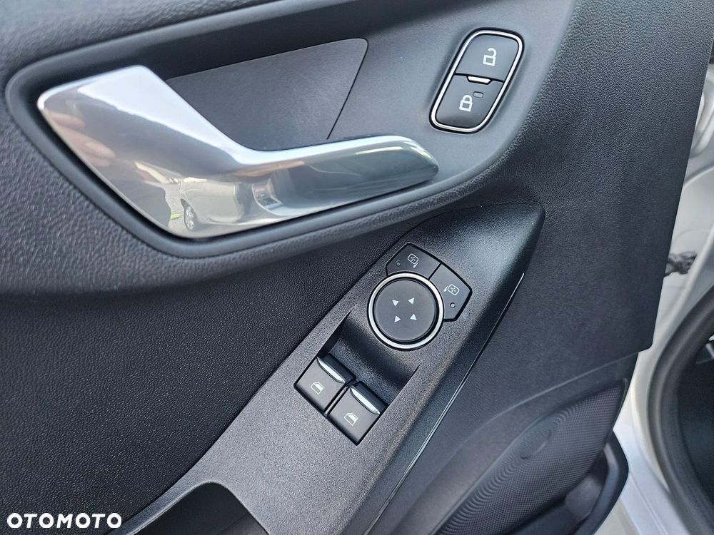 Ford Fiesta 1.1 Trend - 19