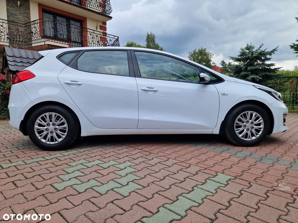 Kia Ceed 1.4 S - 10