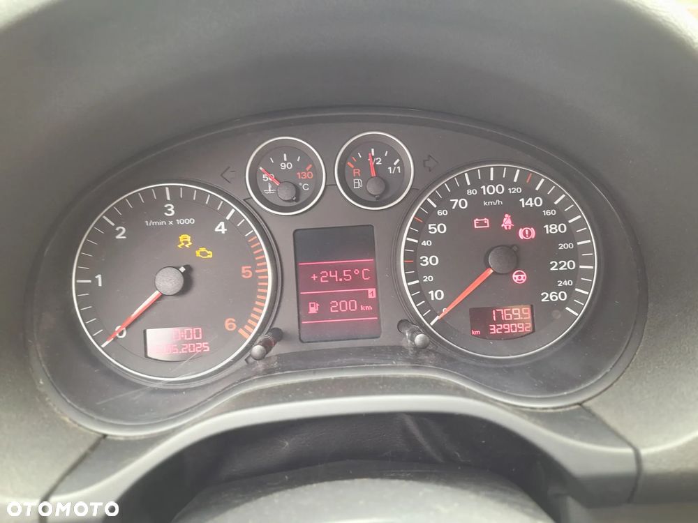Audi A3 3-drzwiowe 2.0 TDI Ambiente - 6