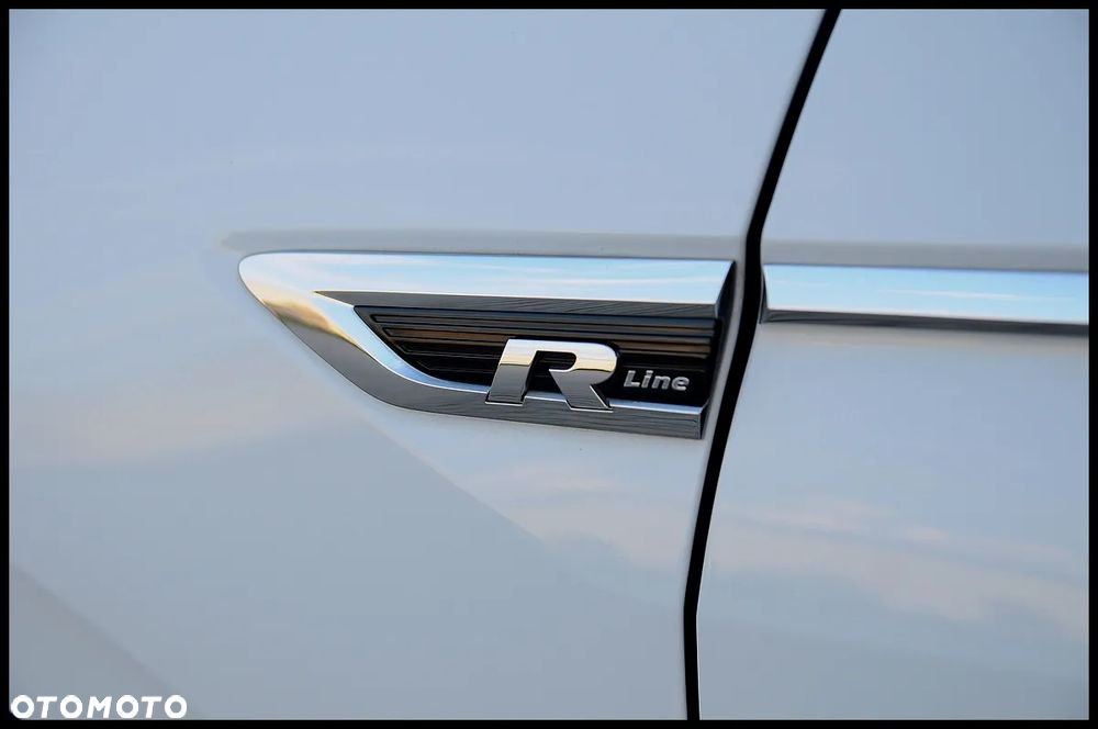 Volkswagen Tiguan 2.0 TDI SCR DSG R-Line - 22