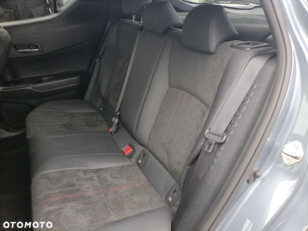 Toyota C-HR 2.0 Hybrid GR Sport - 11