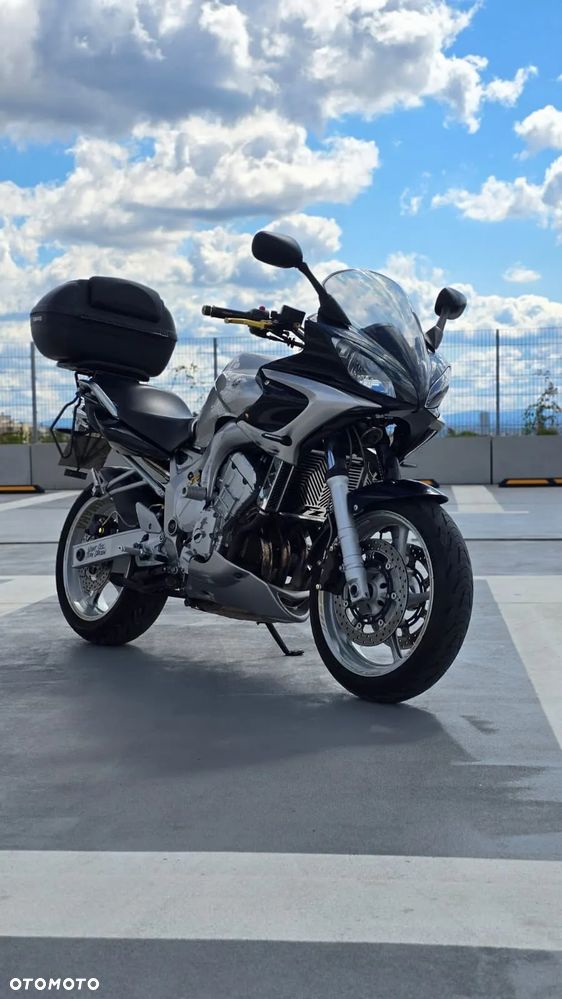 Yamaha FZ6 - 2