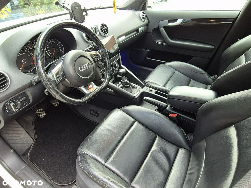 Audi A3 Sportback 1.8 TFSI S line Sportpaket Plus - 21