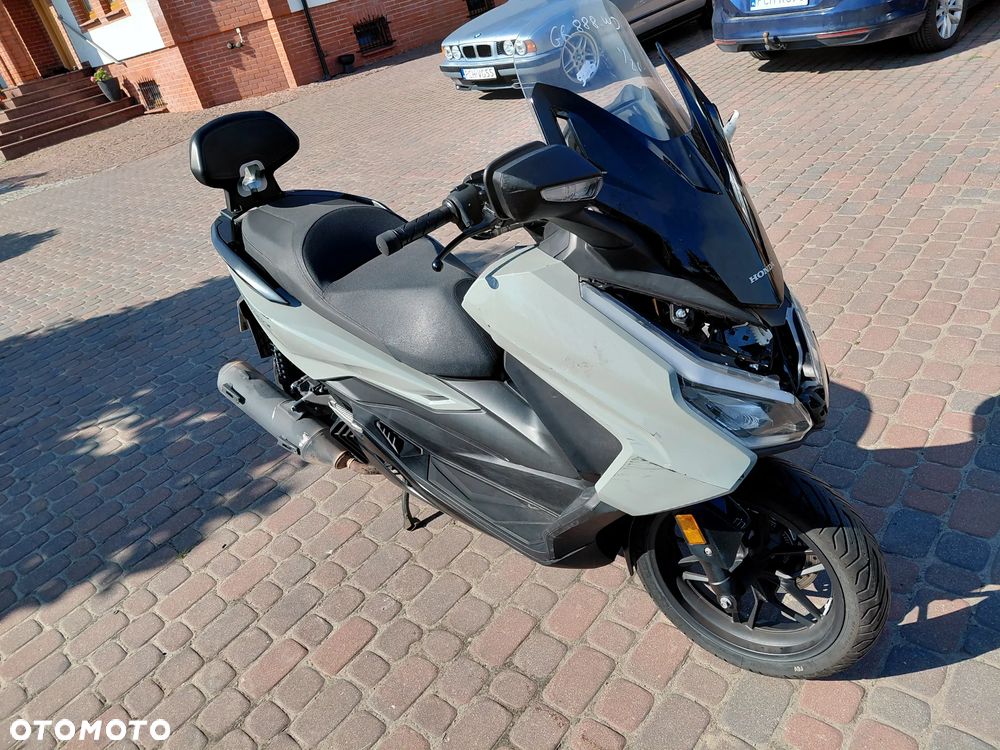 Honda NSS - 8