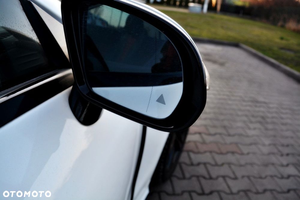 Mercedes-Benz Klasa E 350 d 4Matic 9G-TRONIC Avantgarde - 25