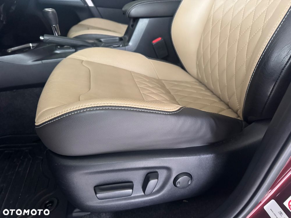 Toyota RAV4 Hybrid Prestige 4x4 - 37