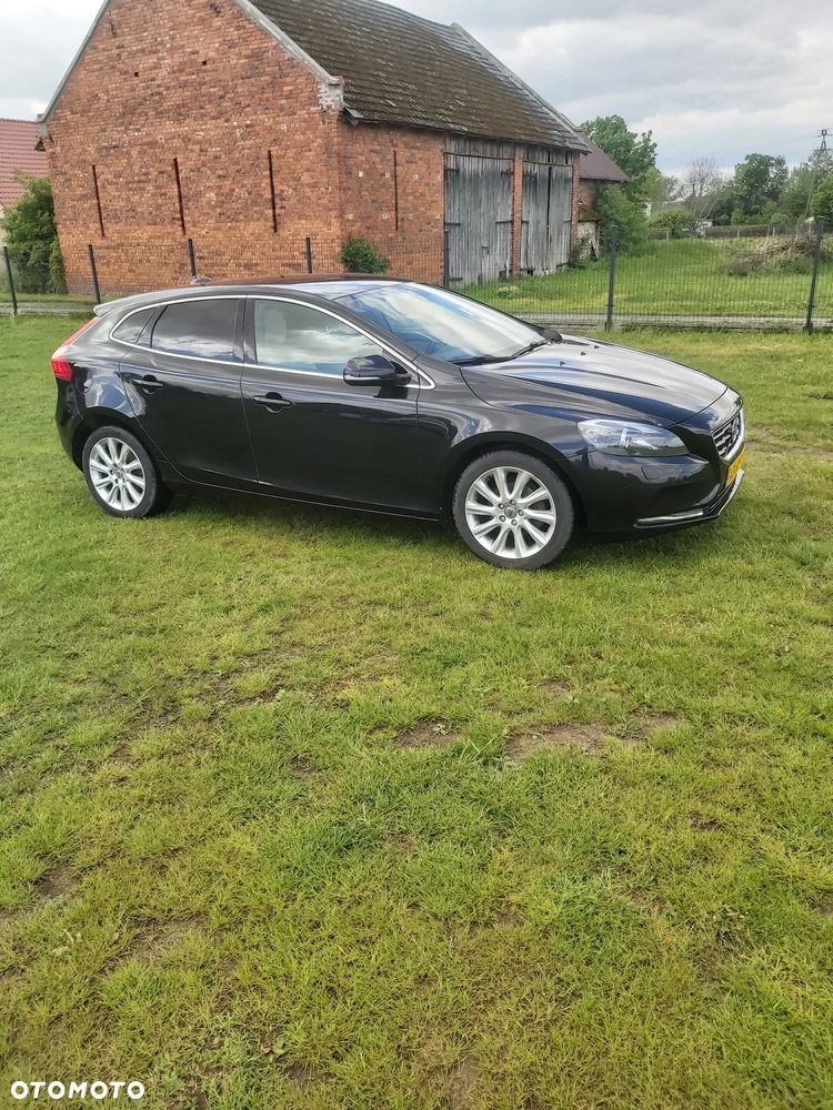 Volvo V40 D2 Summum - 8