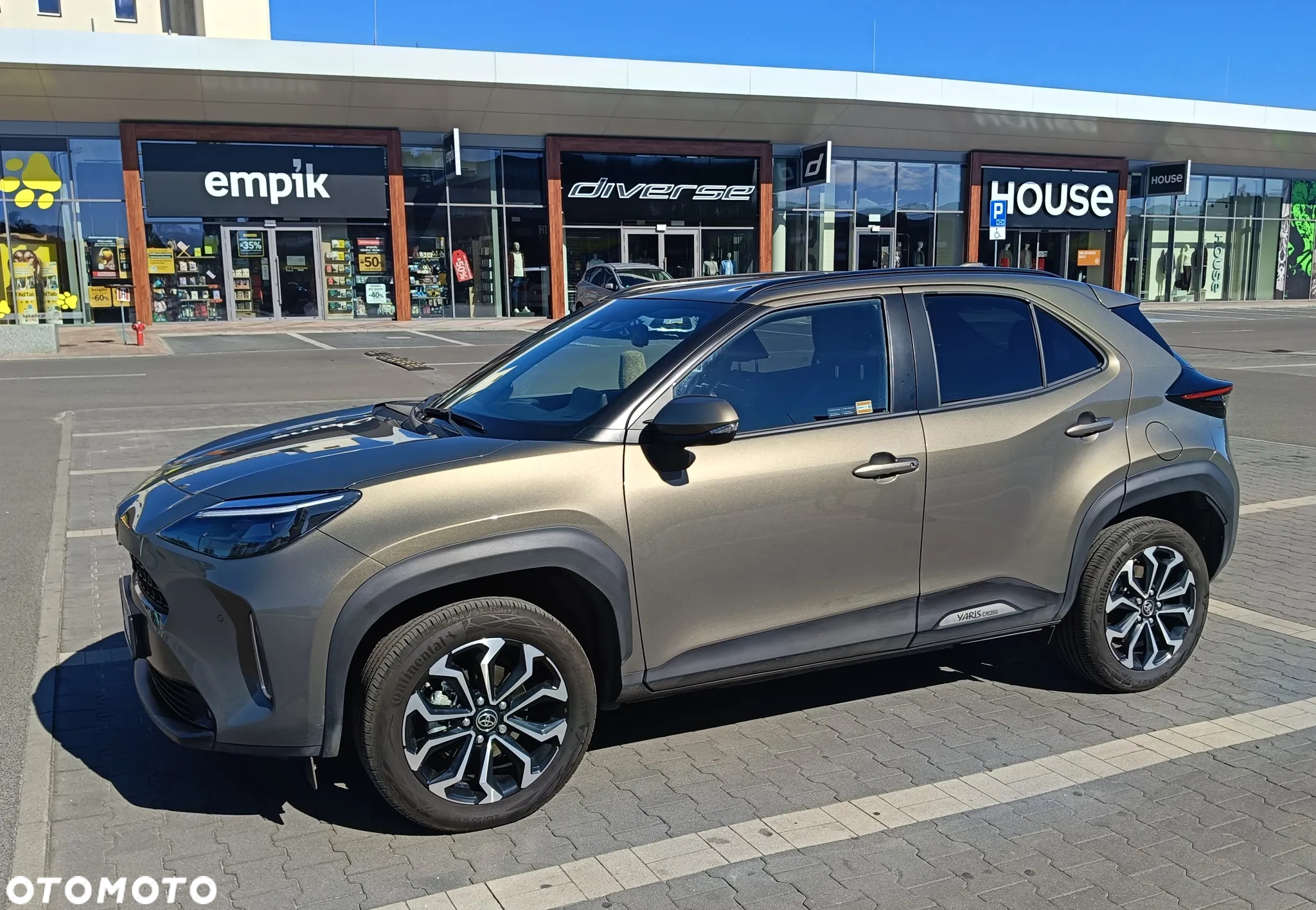 Toyota Yaris Cross Hybrid 1.5 Comfort - 2